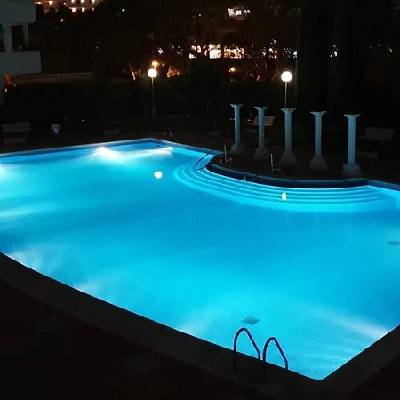 Apartment Center Near Port Aventura *