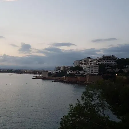Center Near Port Aventura Apartment Salou