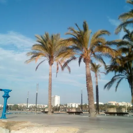 Apartment Center Near Port Aventura *